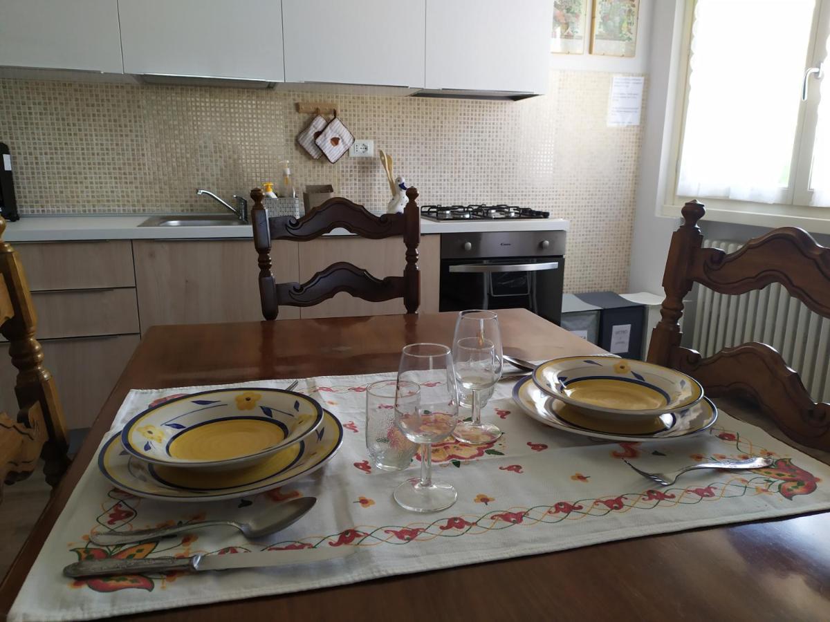 Casa Vacanze I Giardini di Marzo San Giorgio di Mantova Esterno foto