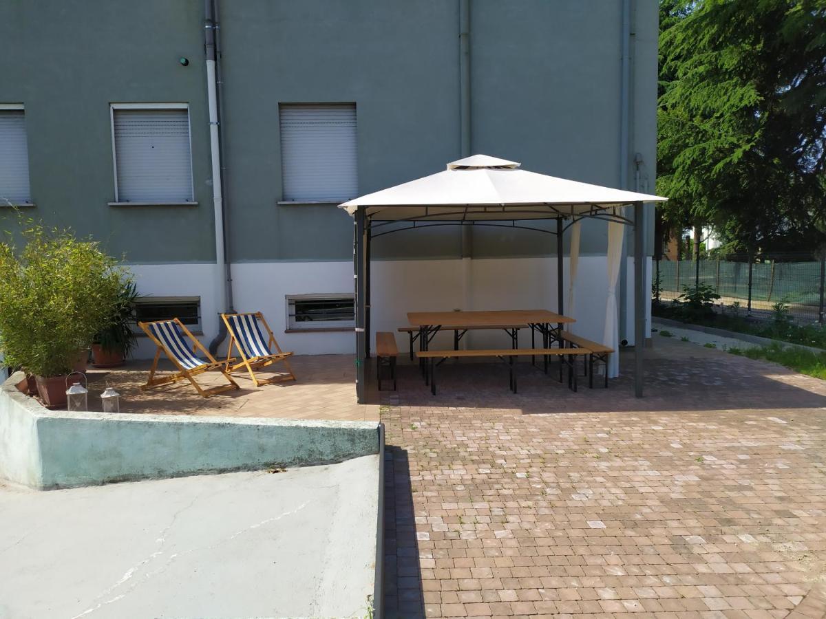 Casa Vacanze I Giardini di Marzo San Giorgio di Mantova Esterno foto
